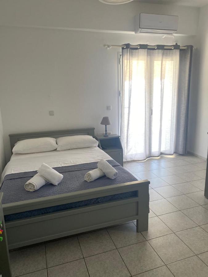 Sindonia Beach Apartment'S Psari Forada Exterior photo